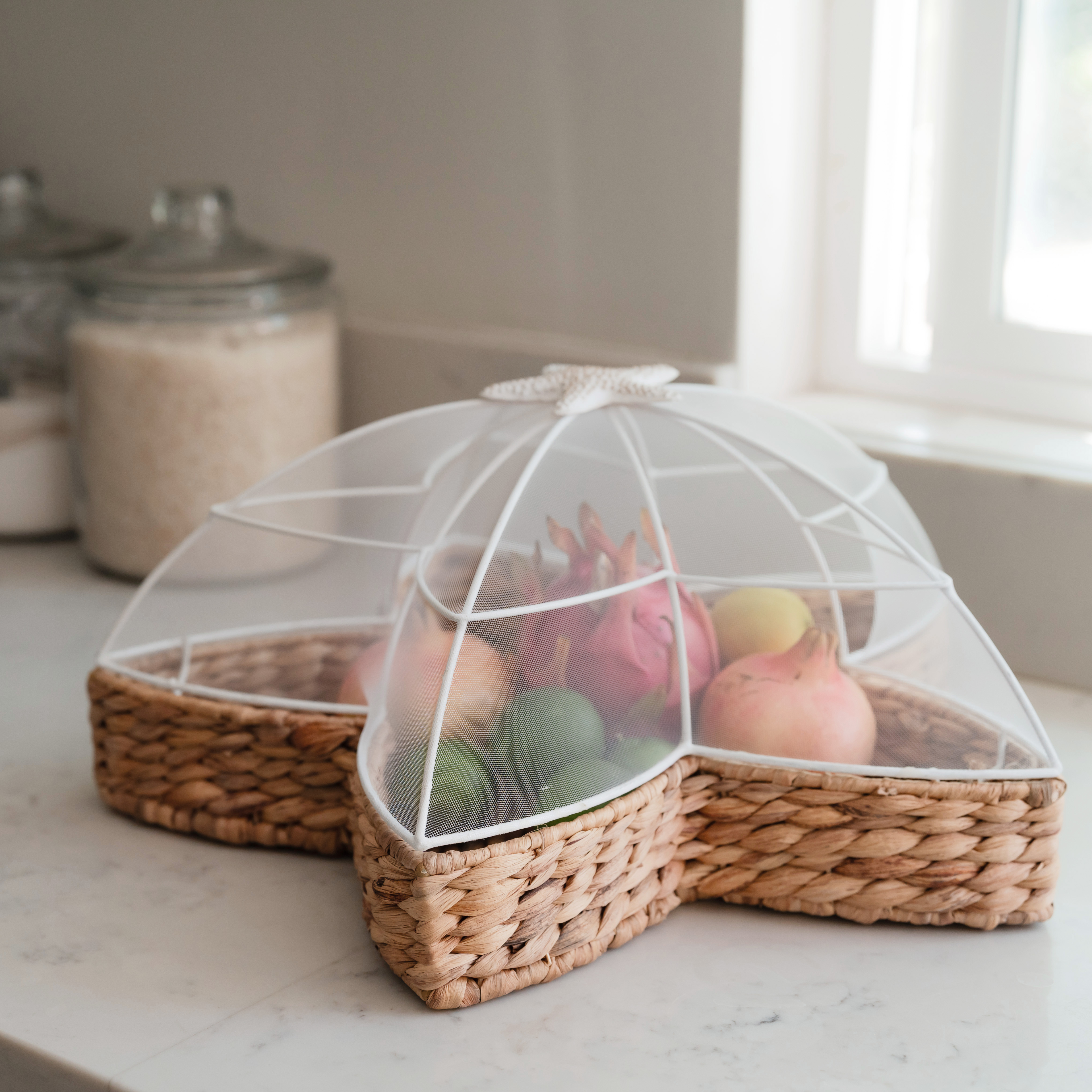 Handwoven Water Hyacinth Star Tray with Mesh Food Cover