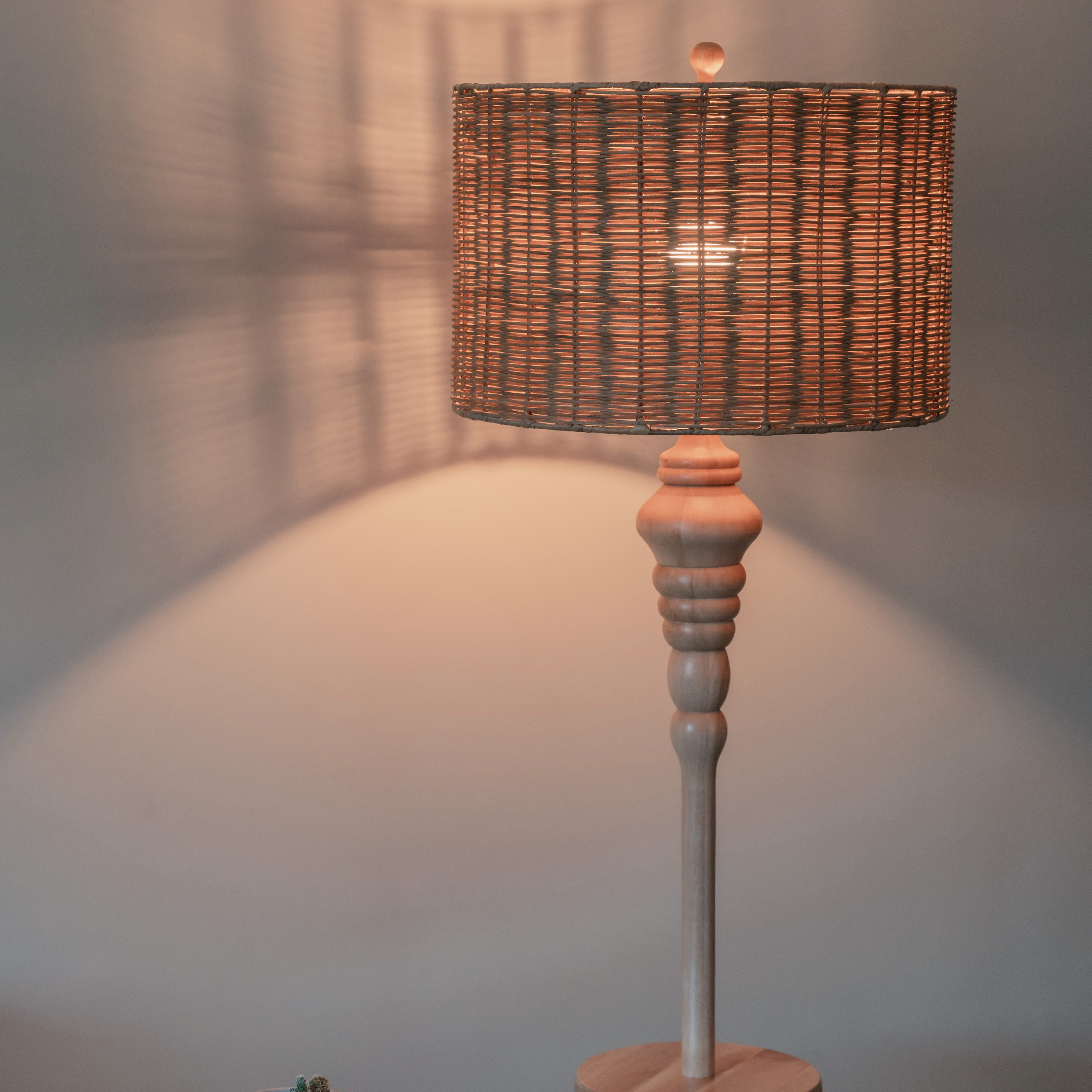 Natural Rattan Floor Lamp with Wooden Stand – Handcrafted Eco-Friendly Woven Light for Living Room or Bedroom Décor