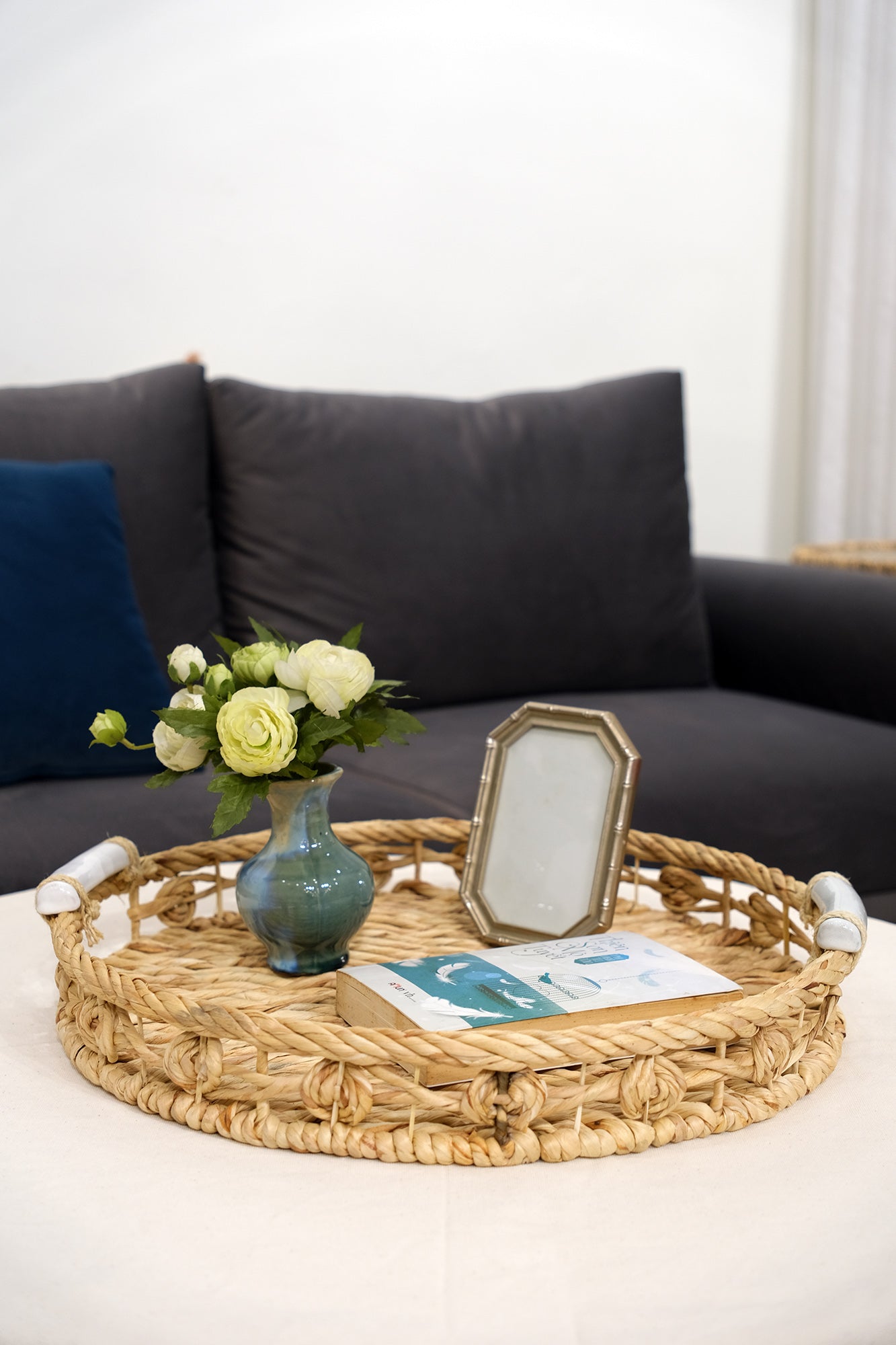 Set of 2 Twisted Water Hyacinth Round Trays with Ceramic Handles