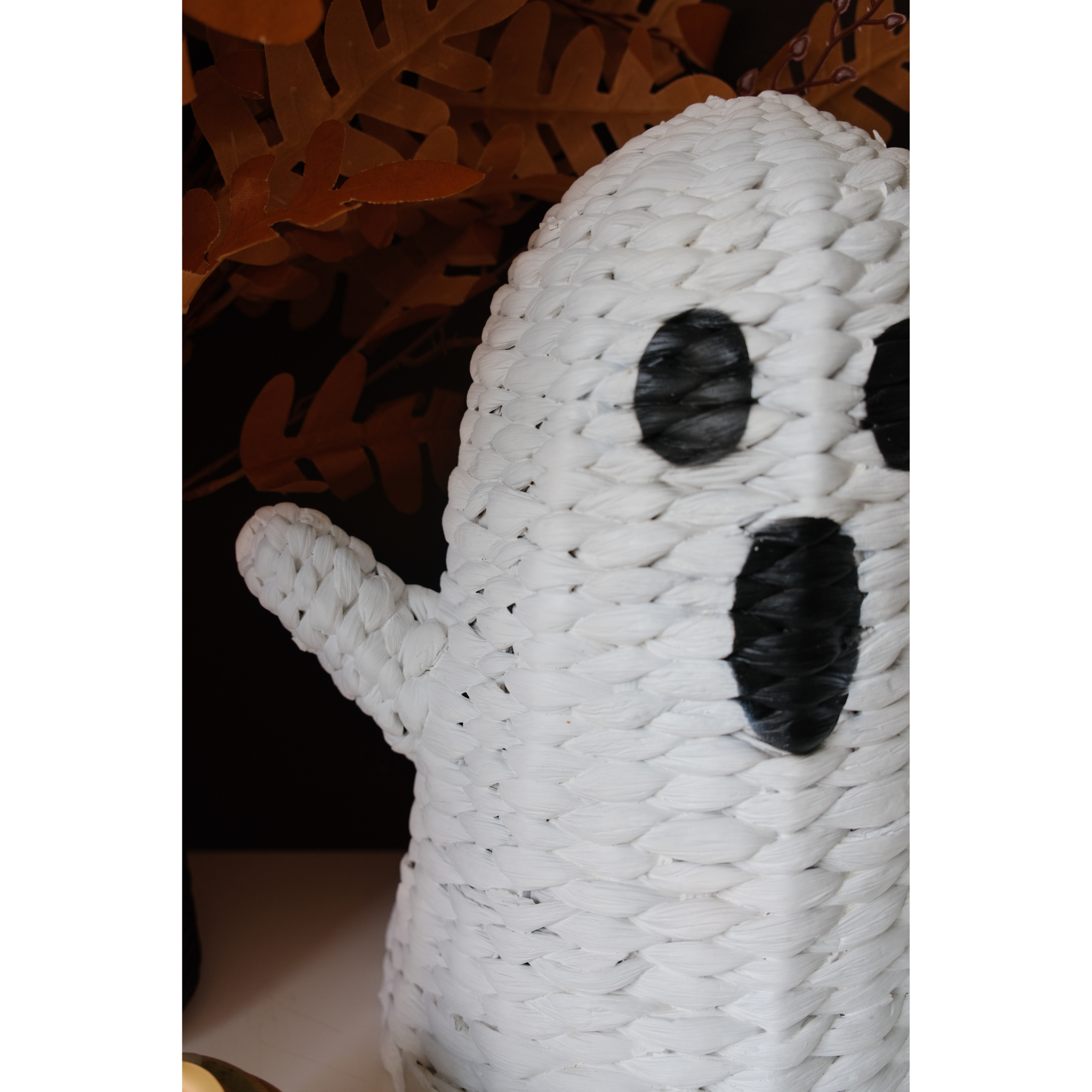 Set Of 2 Handwoven White Ghost Figurines – Halloween Tabletop Decorations With Bow & Raised Arms